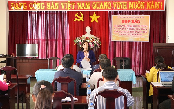 Họp báo tổ chức ngày sách và Triển lãm bản đồ, trưng bày tư liệu Hoàng Sa, Trường Sa của Việt Nam