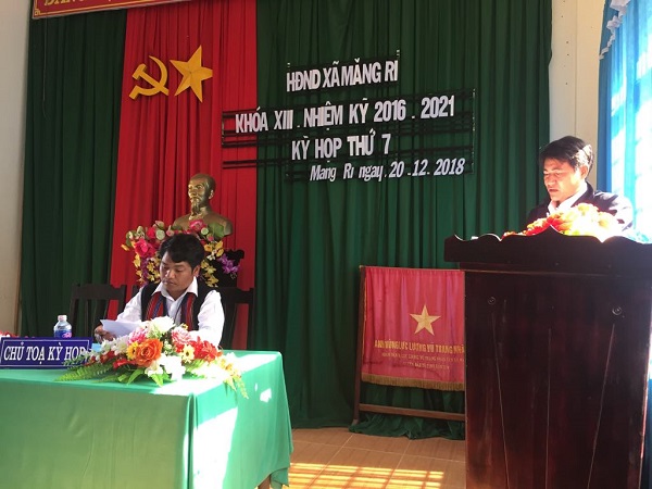Ban Dân tộc tham dự kỳ họp thứ 7 - Khoá XIII, nhiệm kì 2016-2021 và nắm tình hình tại xã Măng Ri
