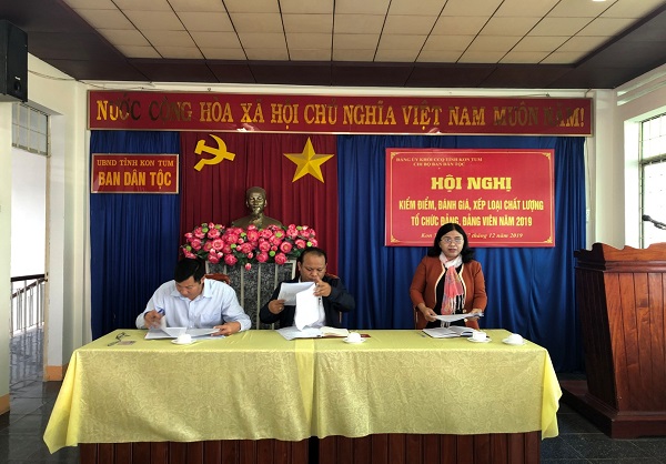 Tổng kết công tác Đảng năm 2019, phương hướng nhiệm vụ trọng tâm năm 2020 của Chi bộ Ban Dân tộc tỉnh Kon Tum